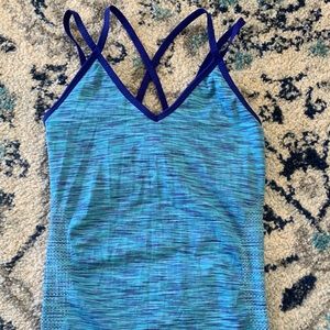 ✨Avía training tank✨